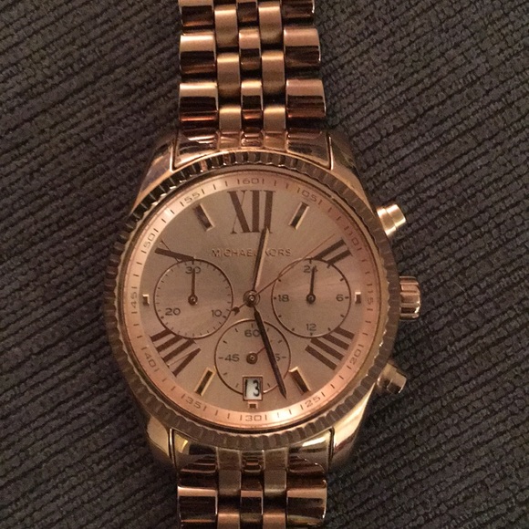 Michael Kors rose gold watch